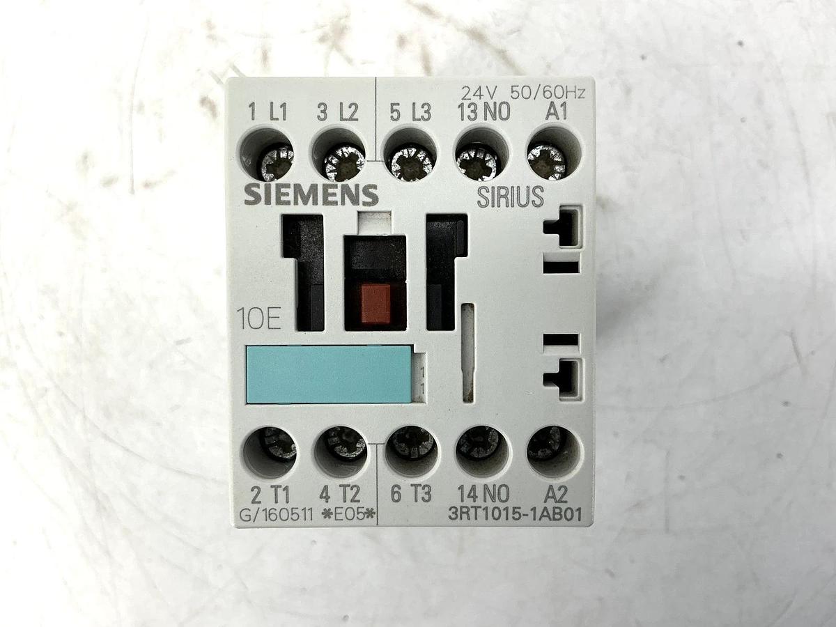 Used Siemens 3RT1015-1AB01 Contactor 3-Phase 7A 600VAC Coil: 24V 50/60HZ