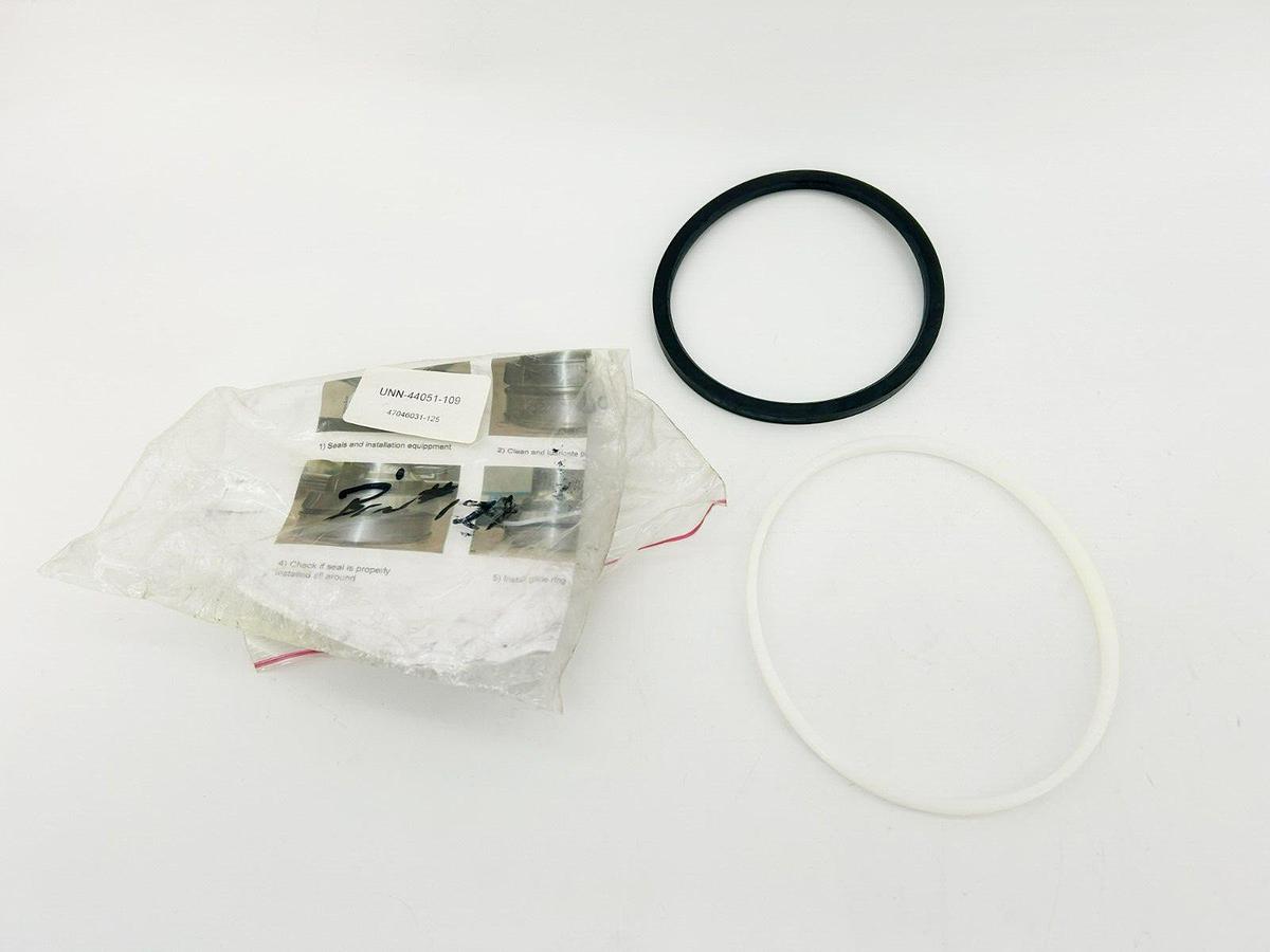New Buhler UNN-44051-109 Cylinder Seal