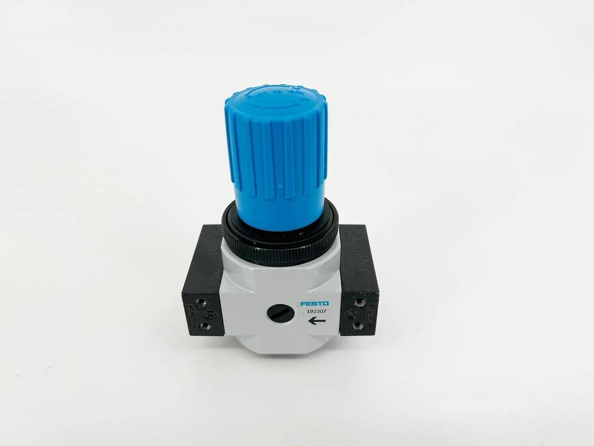 New Festo LR-1/4D-7-O-I-MINI Pressure Regulator 240psi 192307