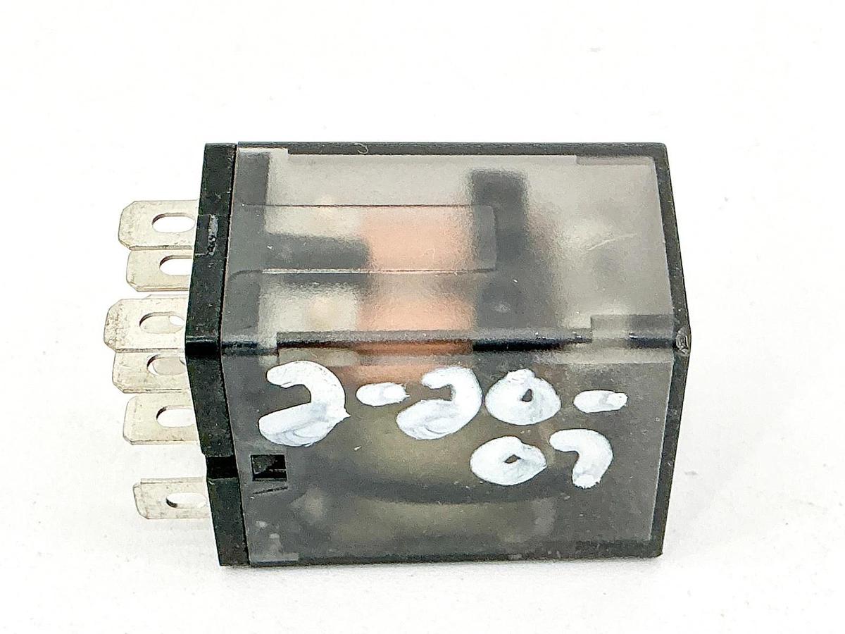 New Lot of 3 Tyco Potter & Brumfiel K10P-11D15-24 Relay 24VDC 10A 1/2HP - No Box