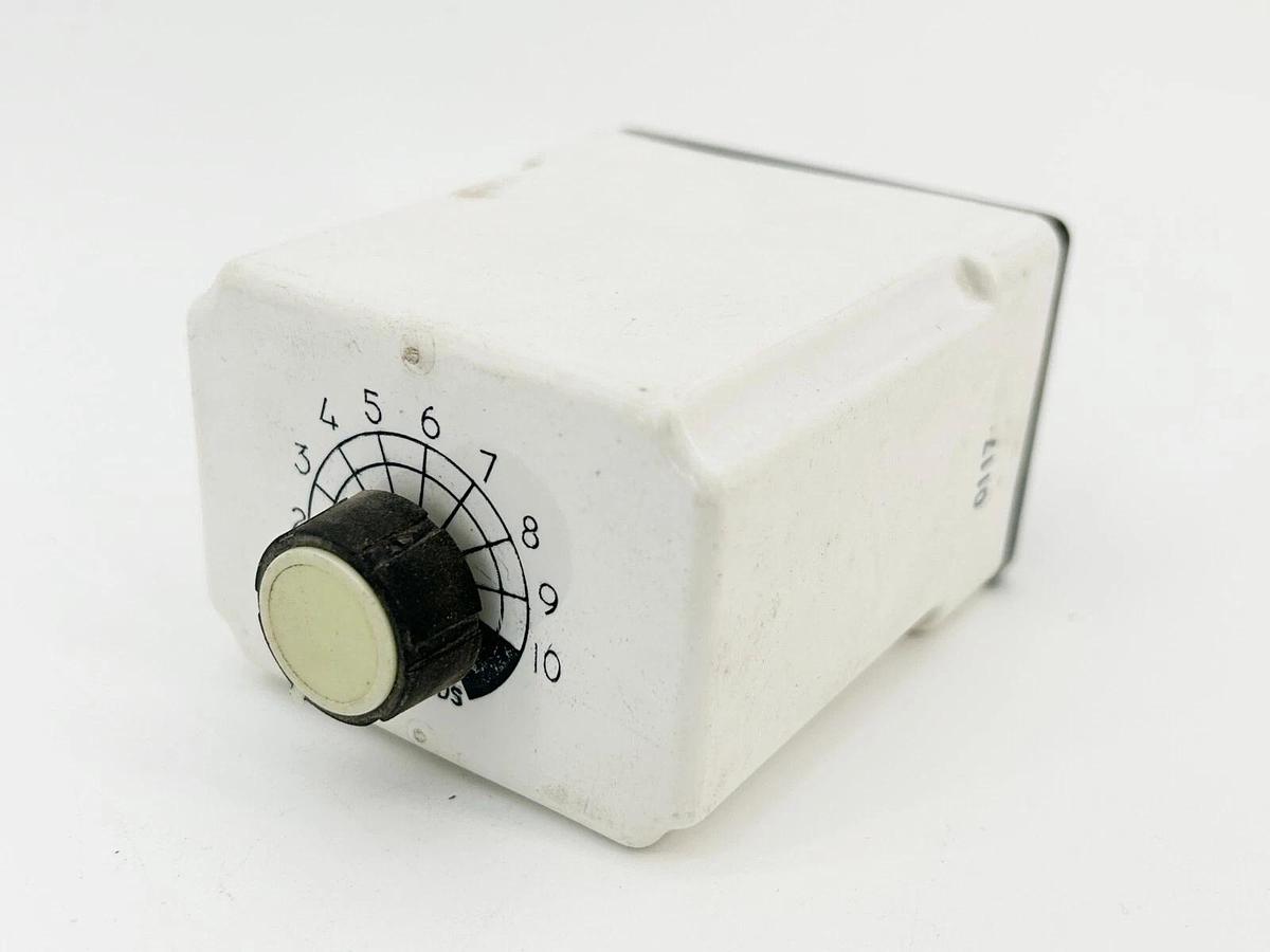 Used Dayton 6X603M Interval Time Delay Relay 120V 50/60 10 Second