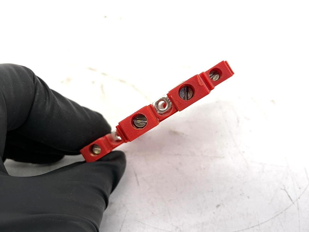 Used Lot of 9 ABB Entrelec 1SNA105048R0500 Terminal Block Red 12AWG 800VAC M4/6.D2