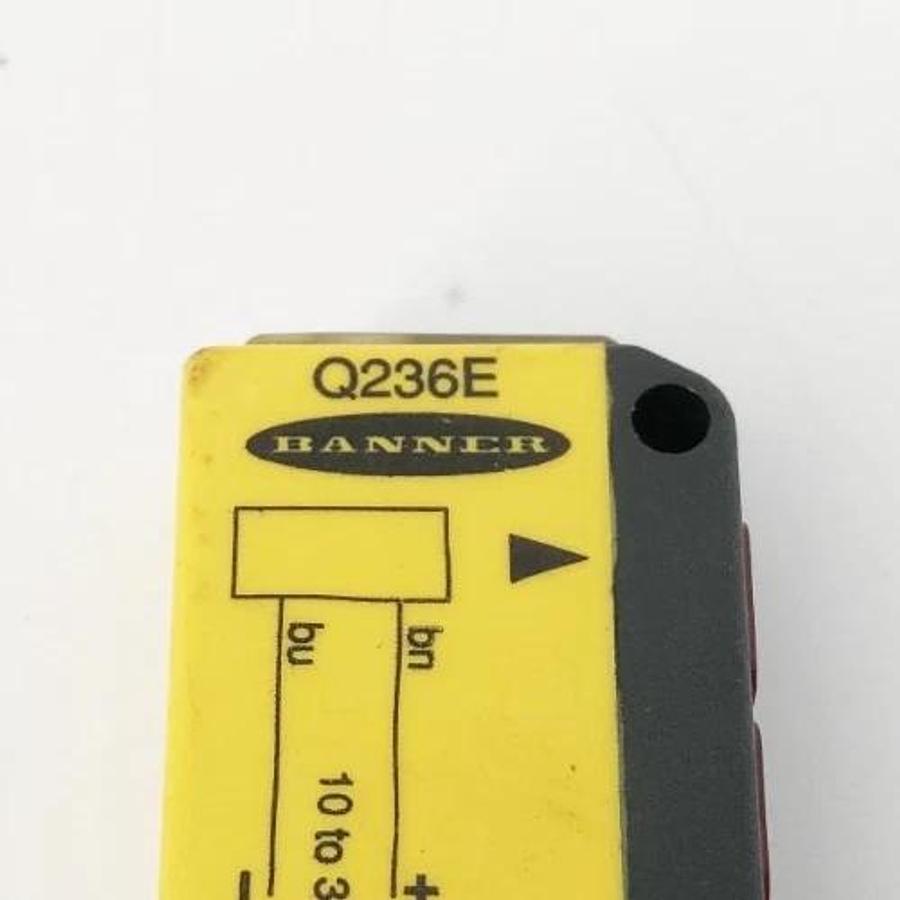 New Banner Q236E Photoelectric Sensor 10-32VDC - No Box