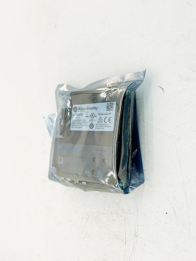 New Allen Bradley 20-COMM-ER Series A EtherNet/ IP Adapter Dual-Port SMC/ Powerf