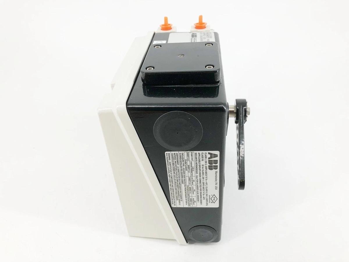 New ABB AV1121000 Pneumatic Positioner 150psi 4-20mA 34VDC