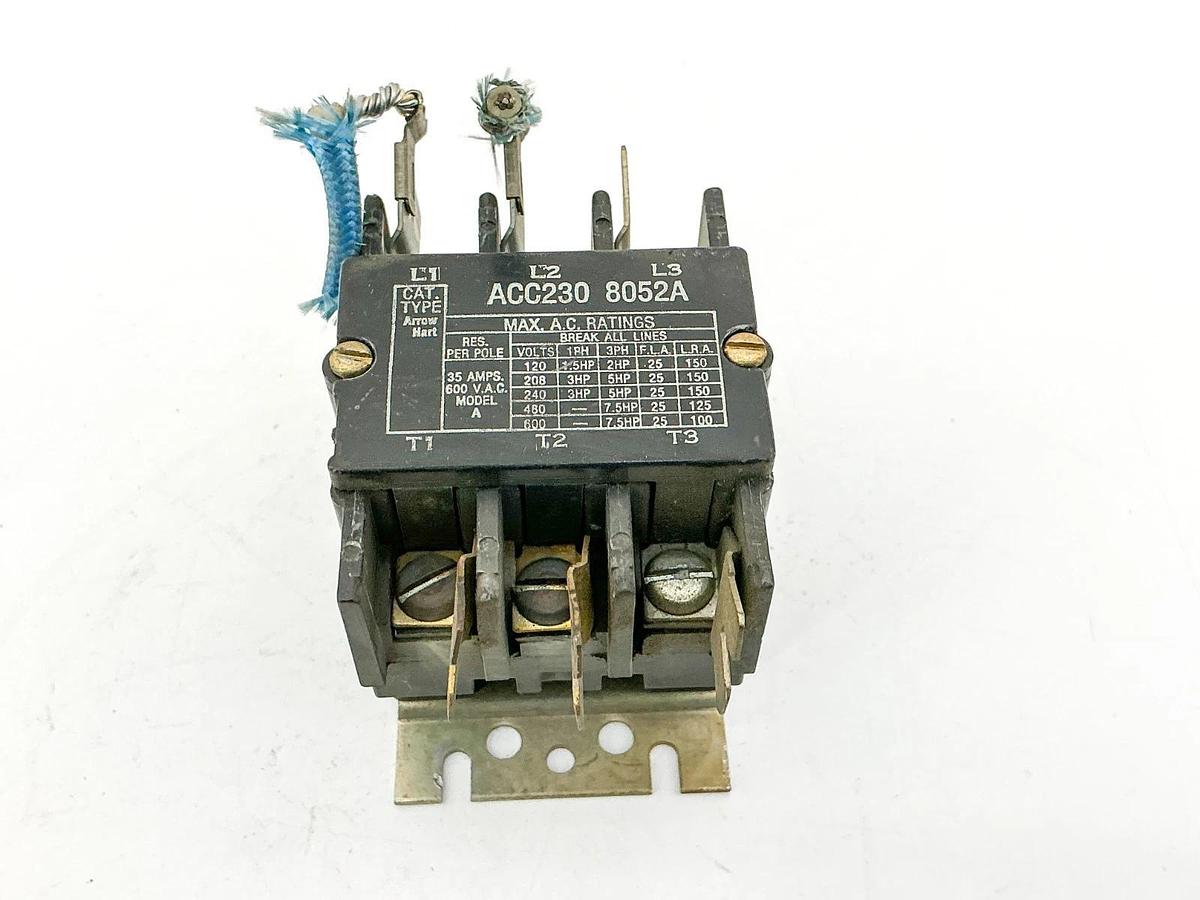 Used Arrow Hart ACC230-8052A Contactor 24V Coil 50/60Hz