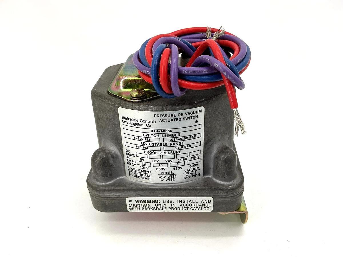 New Barksdale D1H-A80SS Pressure or Vacuum Actuated Switch Adj Range 0.5-80PSI