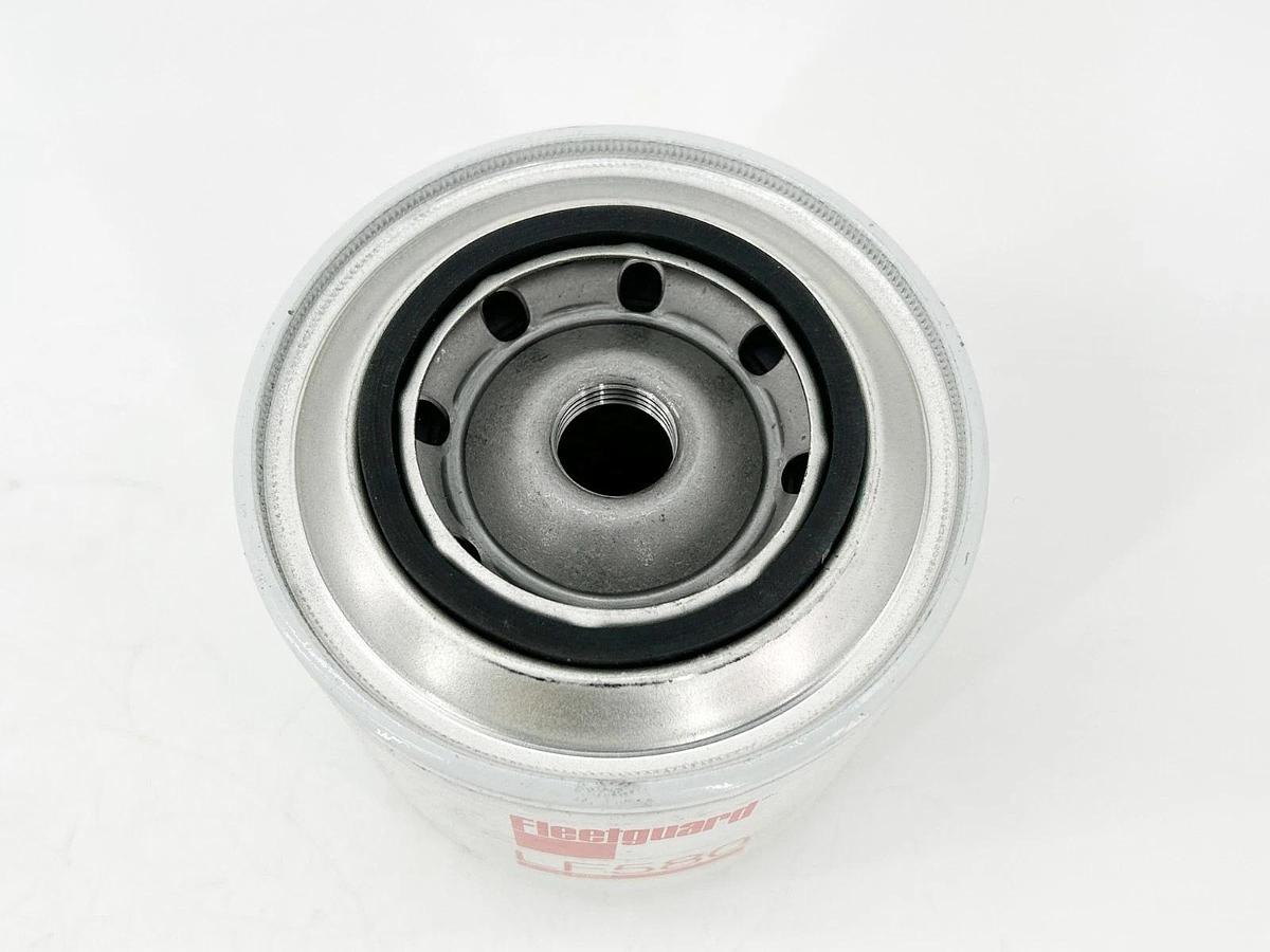 New Fleetguard LF-580 Lube Filter Spin On - No Box