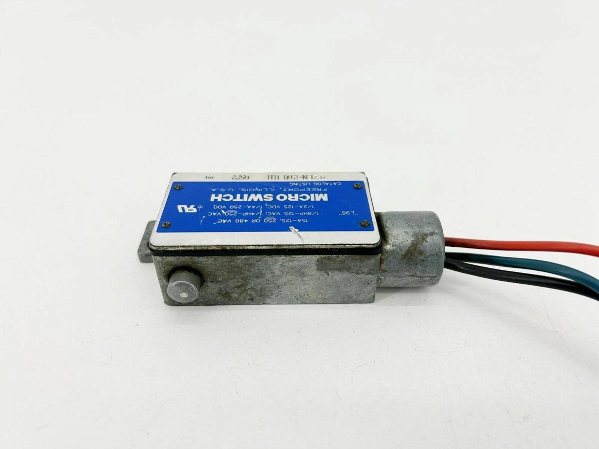 Used Honeywell Microswitch BZLN-200-RH Limit Switch 15A 125/250/480VAC
