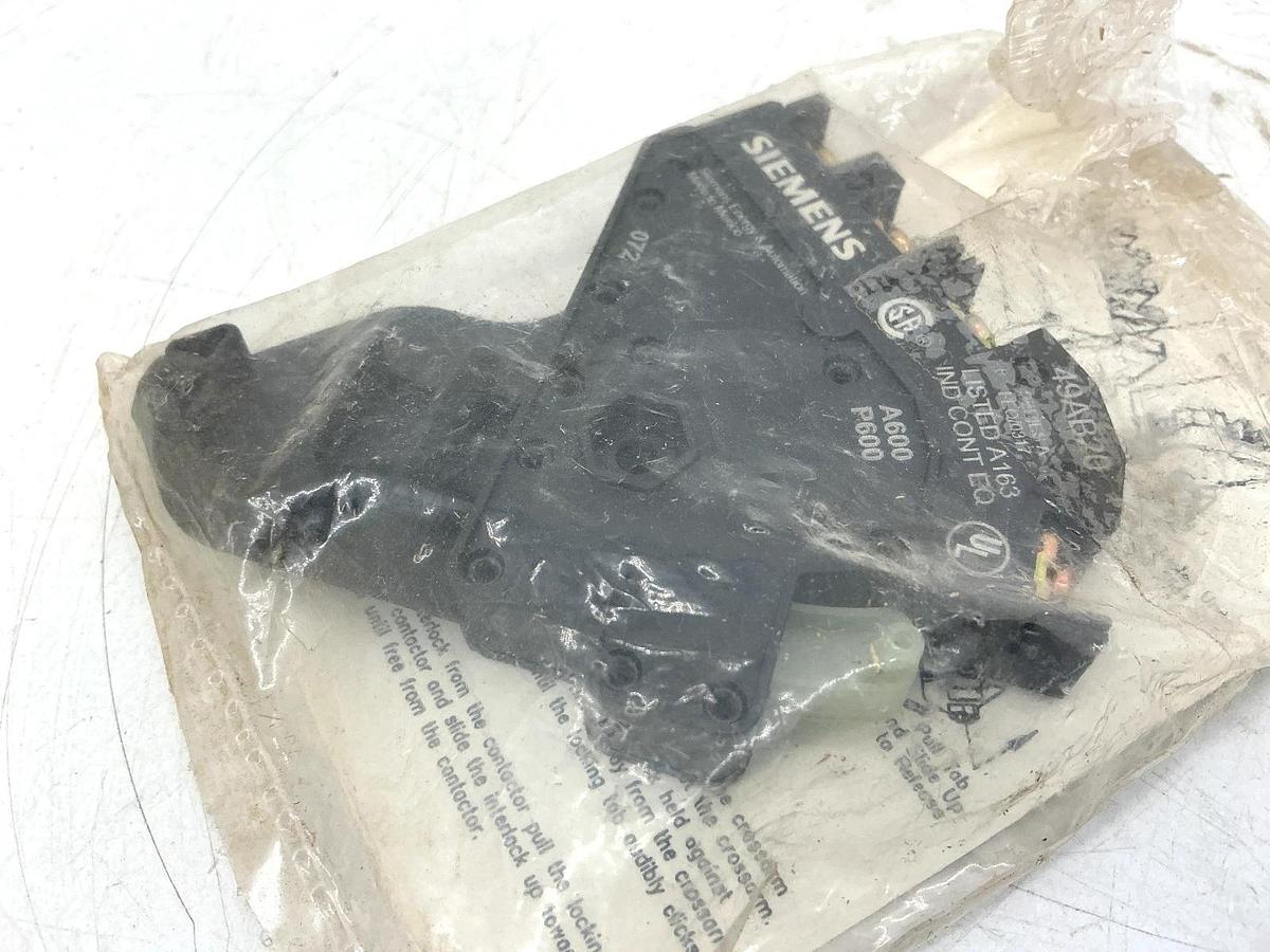 New Siemens 49AB20 Auxiliary Interlock Kit Actuator Type: 2NO Size: 00 Thru 4