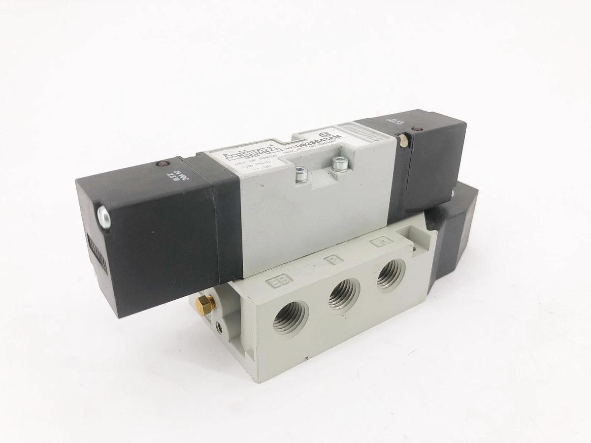 New Numatics 062BB43AM Solenoid Valve 120psig 24VDC 2.5W 061BB400M - No Box