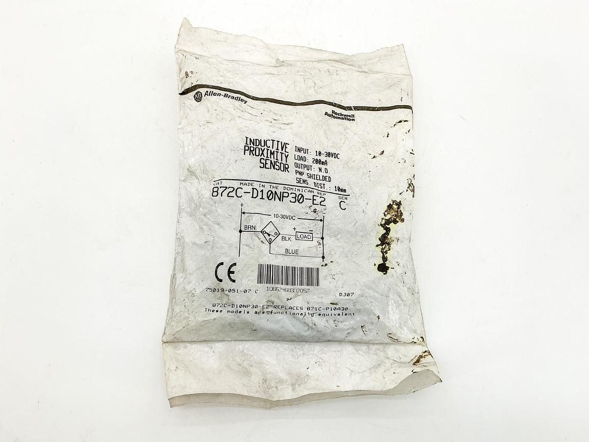 New Allen Bradley 872C-D10NP30-E2 Inductive Proximity Sensor 10-30V 200mA Ser.C