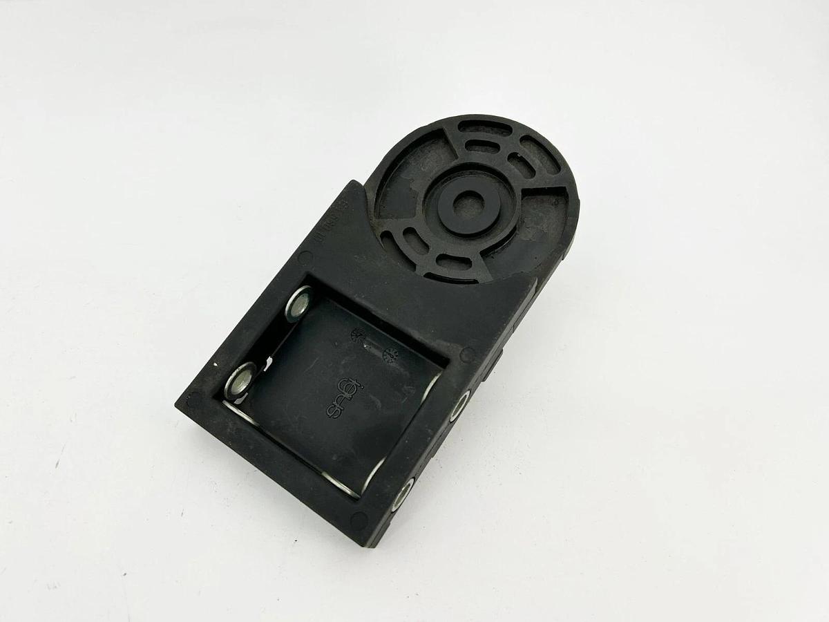 Lot of 2 New Igus E4.560.10 Mounting Brackets