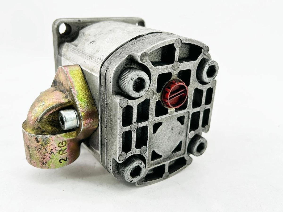 Used HPI P5BAN2018CL10B02N Gear Pump C5090054 11082121