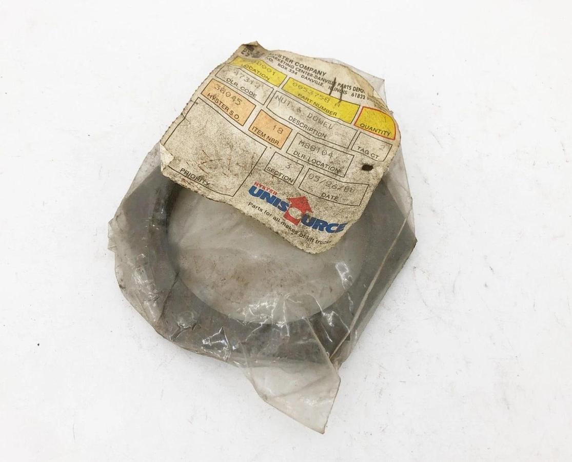 New Hyster 0053758 Nut & Dowel