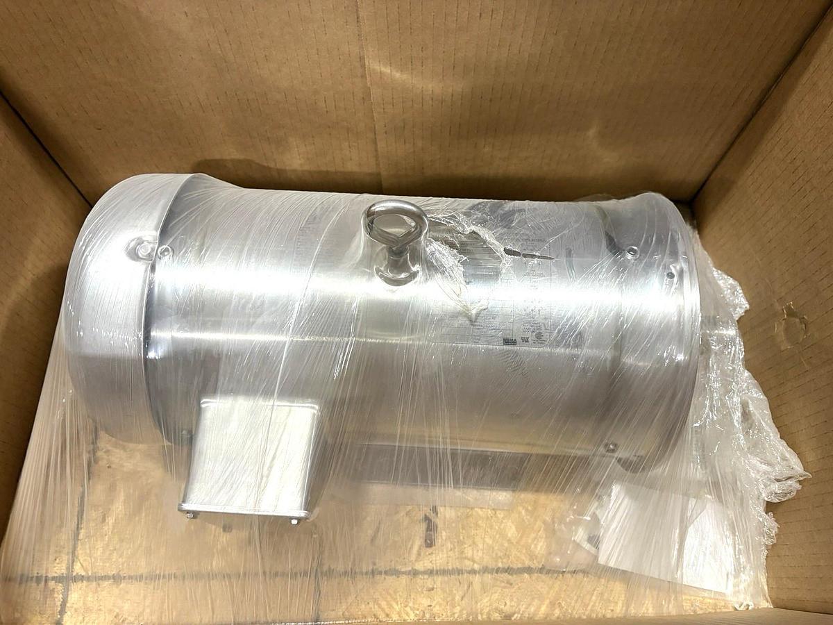 New Baldor CSSEWDM3611T 3HP Washdown Motor 230/460V 1760RPM 182TC Frame TEFC