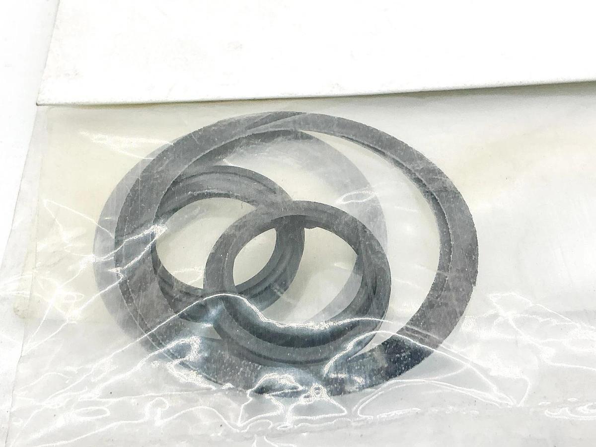 Lot of 3 CMC TSP-218 TP-019 PA-NBR SPL Seal Kit 5/8" Rod 1-1/2ALPK-1-C-8860