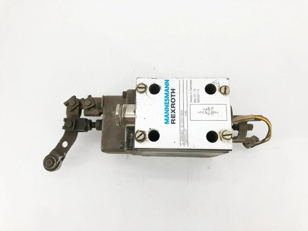 Used Rexroth 5-4WMRA-10-D31/YBW Directional Spool Valve 589325/0 (For Parts Only)