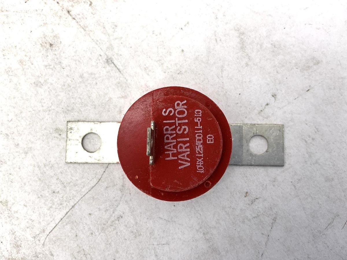Lot of 5 New Harris 104X125AD011-510 Varistor 510V RMS 721V PEA 1-Pin Red