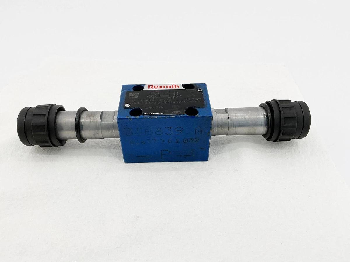 Rexroth 3DREP-6-C-21/25EG24N9K4/M-674 R901205987 Valve - missing coils - No Box