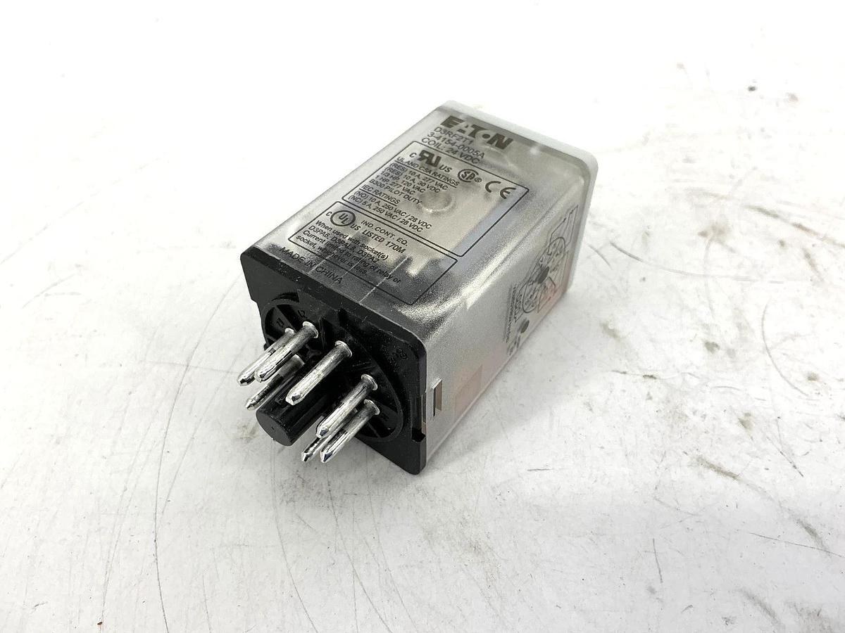 New Eaton D3RF2T1 DPDT Octal Relay Full Feature Coil: 24V 8-Pin 3-4154-0005A