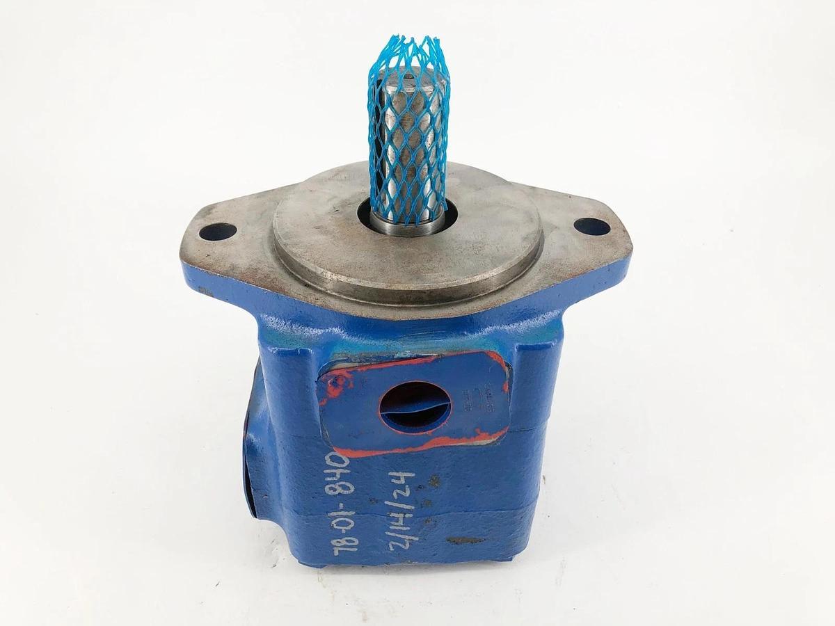 New Vickers 35V30A-1A22R Fixed Displacement Vane Pump 02-137126-1 - No Box
