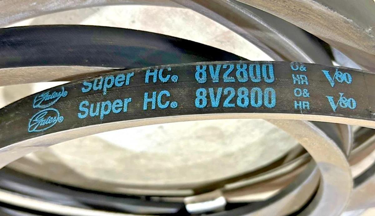 New Gates 8V2800 Super HC Powerband V-Belt 9336-2800 V80 - No Box
