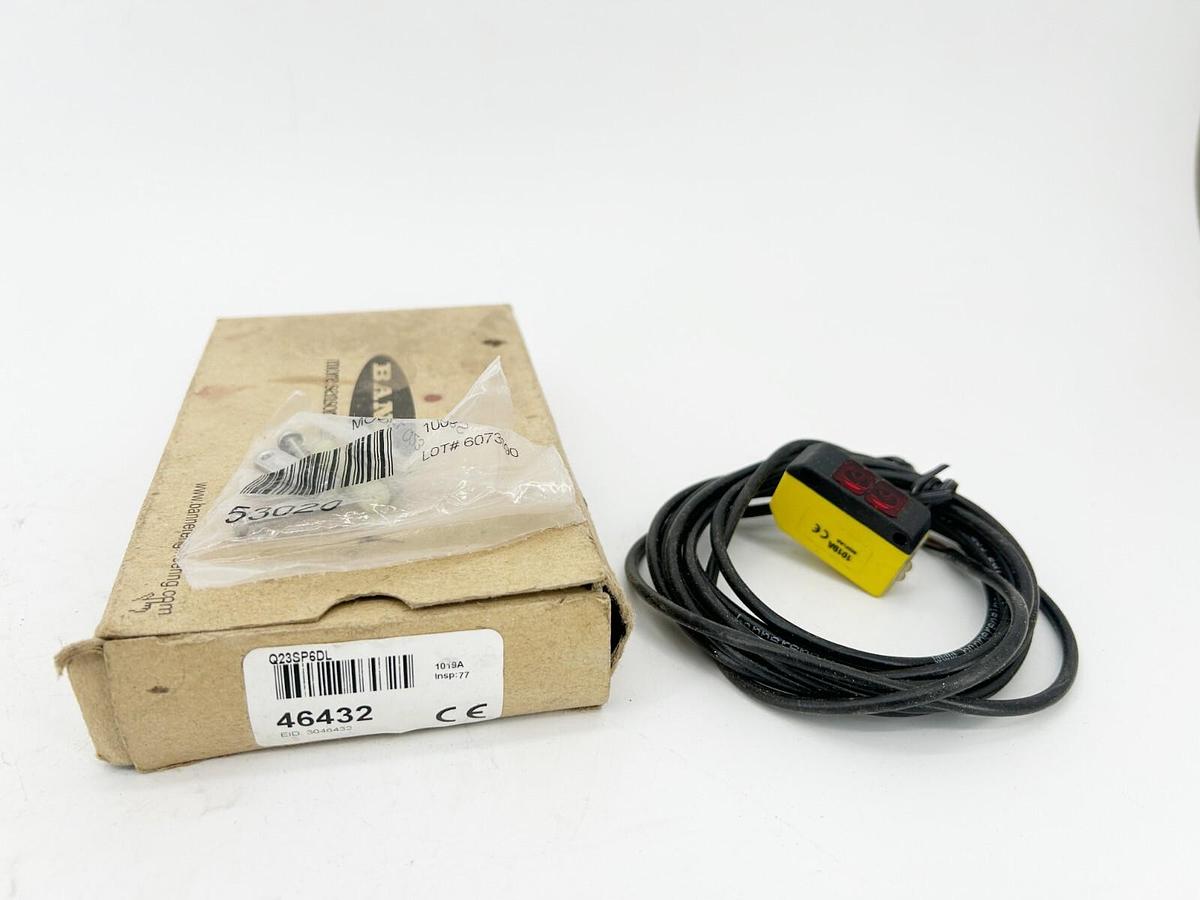 New Banner Engineering Q23SP6DL Photoelectric Sensor 300MM Range 30V 46432