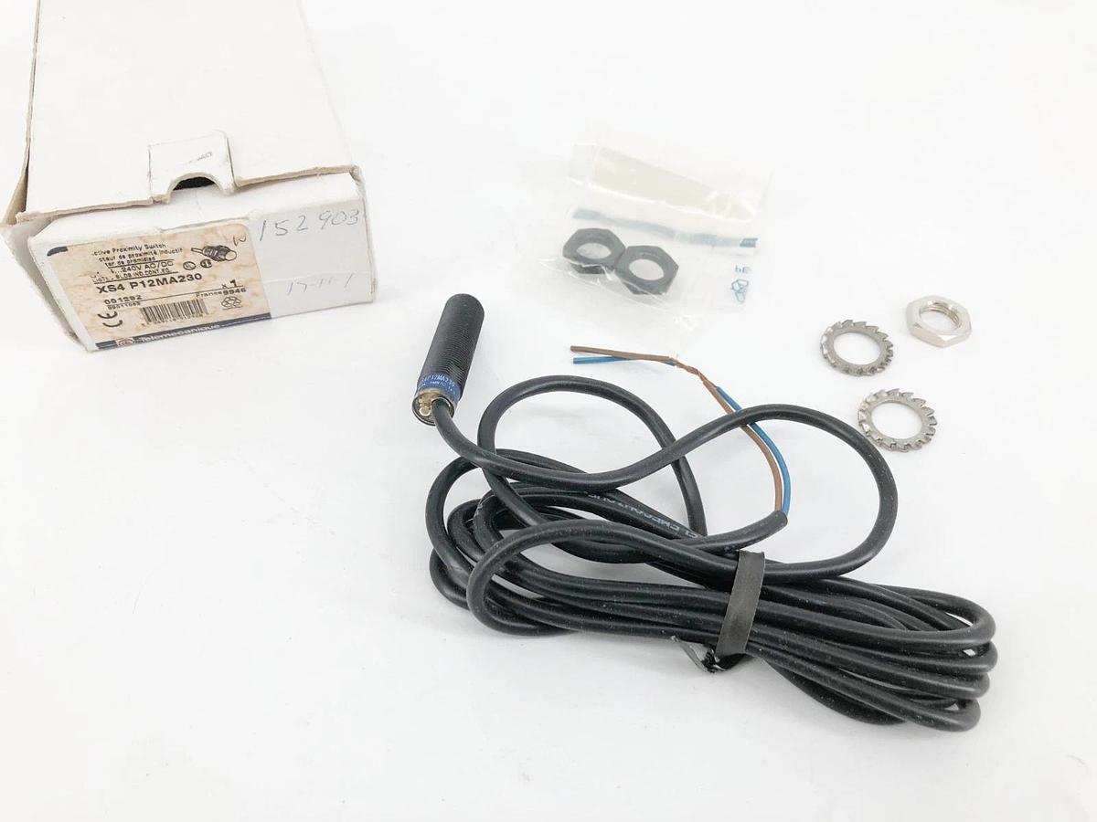 New Telemecanique XS4P12MA230 Inductive Proximity Switch 24-240VAC 01292