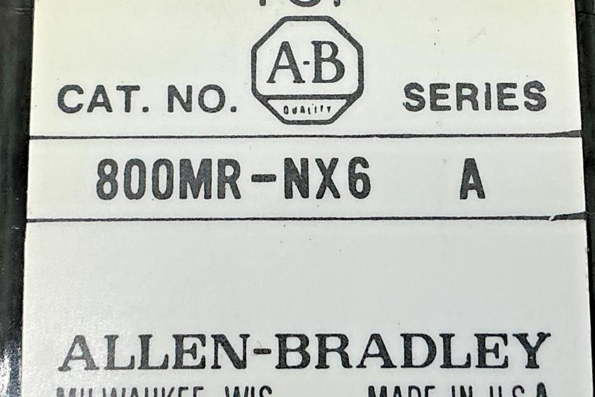 New Allen Bradley 800MR-NX6 Ser A Round Selector Switch 2Pos Maintained - No Box