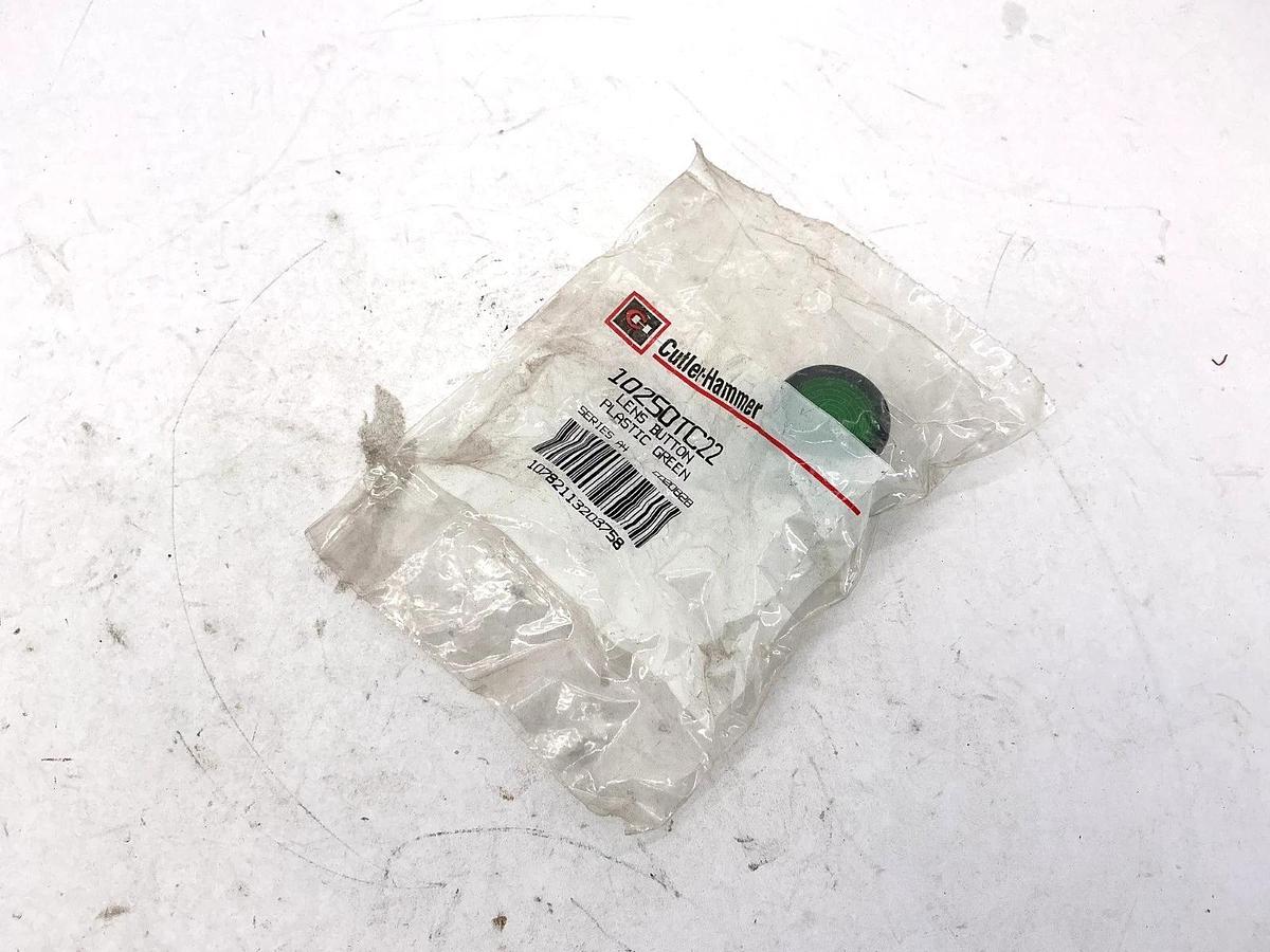 Lot of 5 New Cutler-Hammer 10250TC22 Lens Button Plastic-Green Eaton