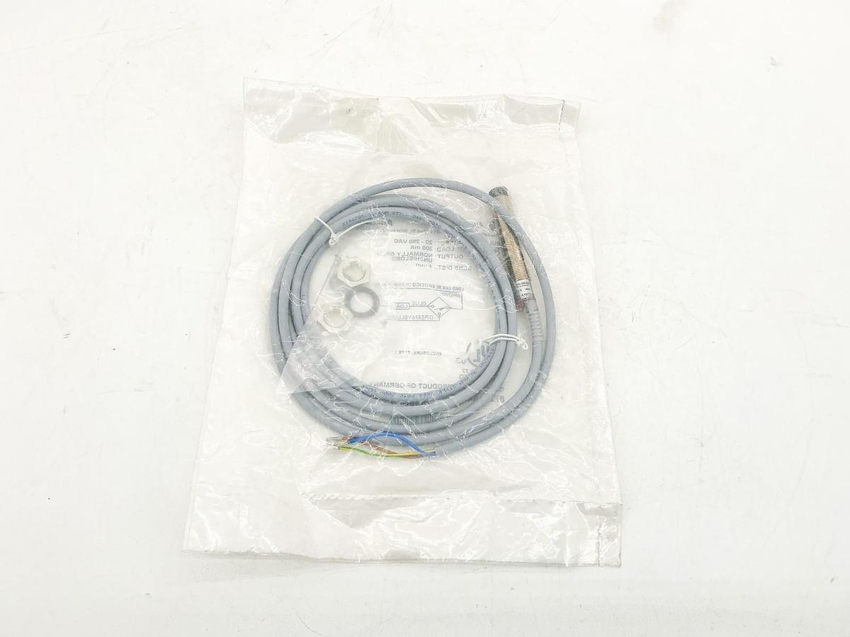 New Allen Bradley 872C-A4N12-A2 Inductive Proximity Sensor 250V 300mA Ser,B