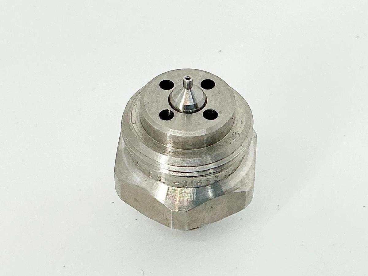 New Lot of 2 Spraying System Co. PF2050-316SS Spray Nozzle