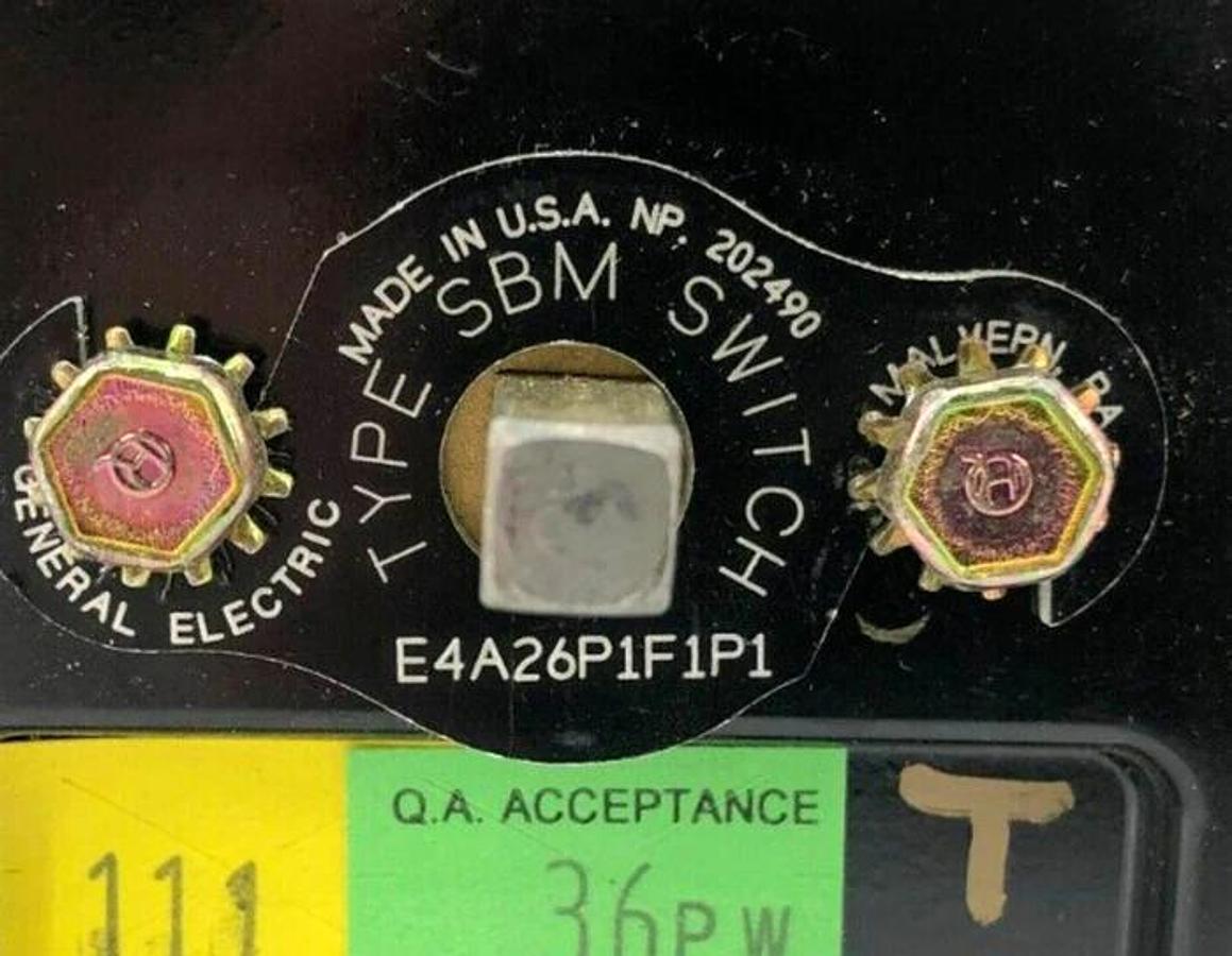 New GE General Electric E4A26P1F1P1 Type SBM Rotary Switch (Missing Handle)