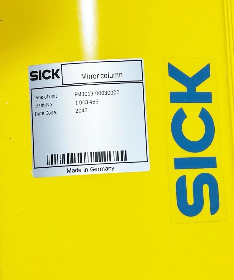 New Sick PM3C19-0003000 Mirror Column 1043455