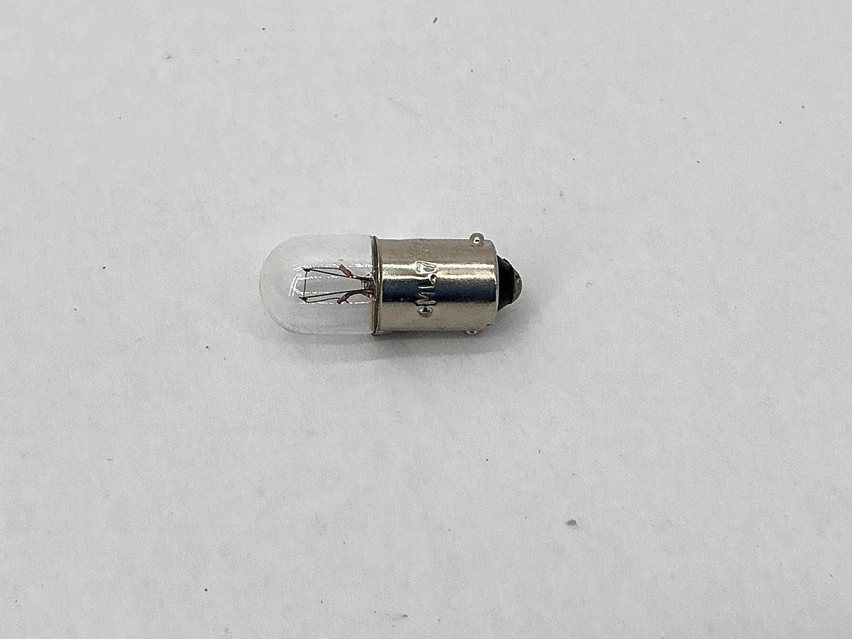 New Allen Bradley 800T-FXMQ24XA7 Ser T 30mm Push-Pull Device 80T PB 3Pos