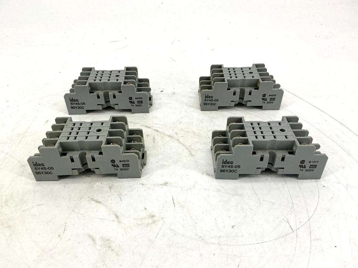 Used Lot of 4 IDEC SY4S-05 Relay Socket 14-Pin 7A 300V SY4S05 96Y30C