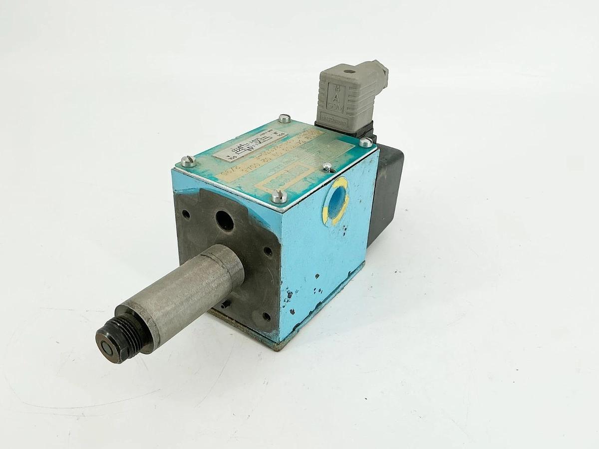 Used Denison A3D02 34 703 09 02 00A5 01327 026-24630-5 Valve 036-71657