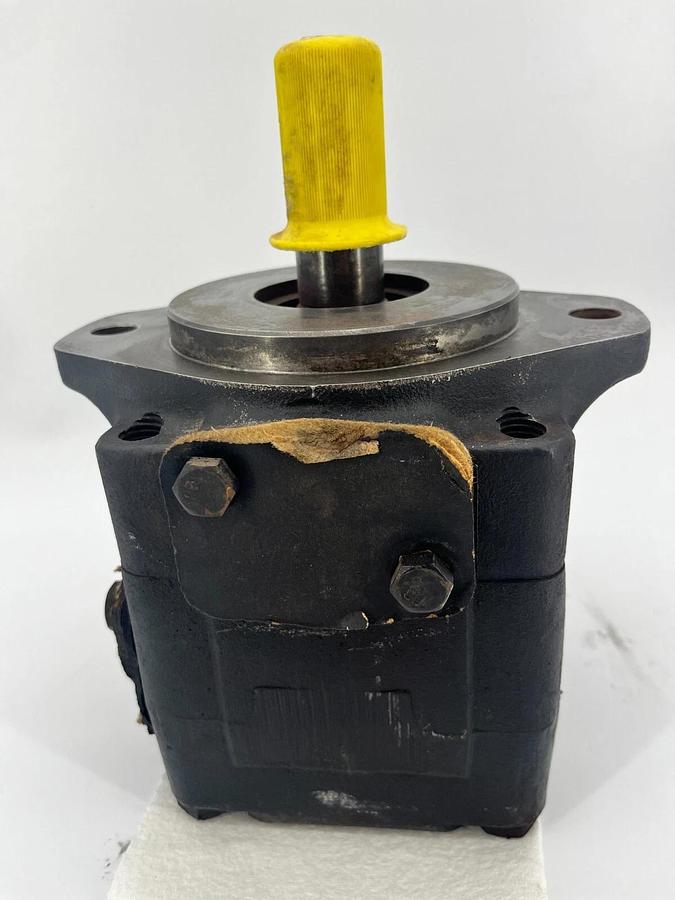 New Denison T7DS B31 1R02 A100 Vane Pump 024-77063-0