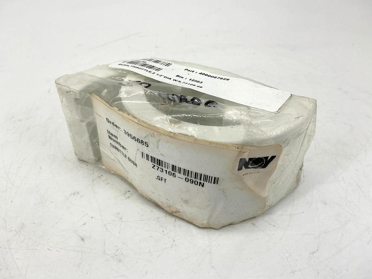 New NOV Z73106-090N Throttle Bushing White Plastic 73106-09