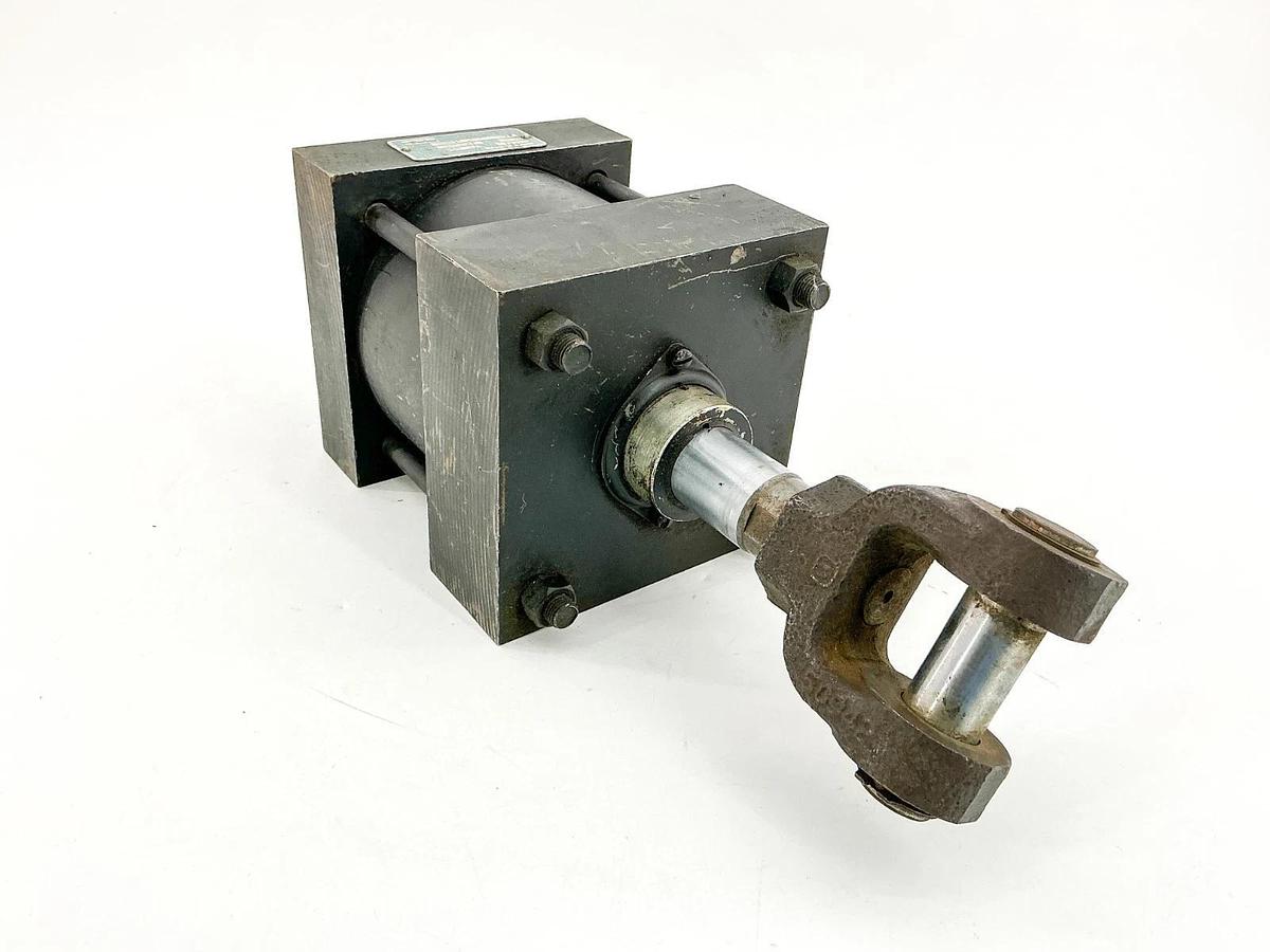Used Parker BBMA14 Pneumatic Cylinder 4" Bore 250PSI
