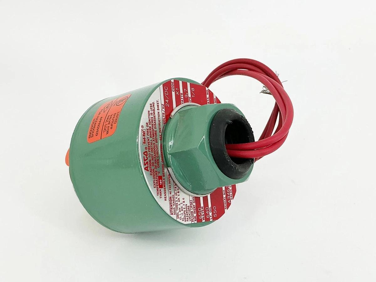 New Asco 8262C40 Solenoid Valve 650PSI 1/8" 24VDC 9.7W