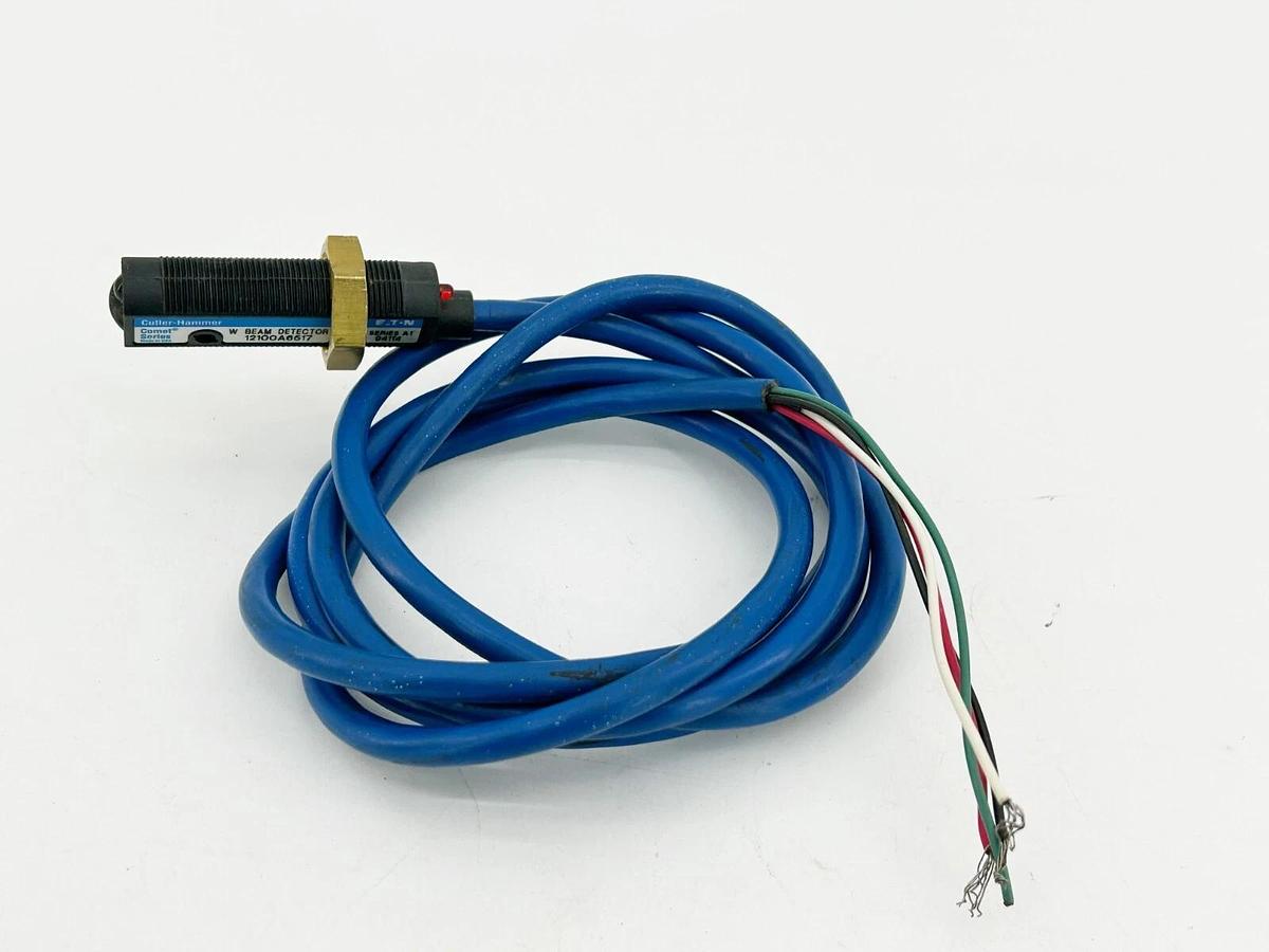 New Cutler-Hammer 12100A6517 Photoelectric Sensor 250MA 30VDC 6' Cable