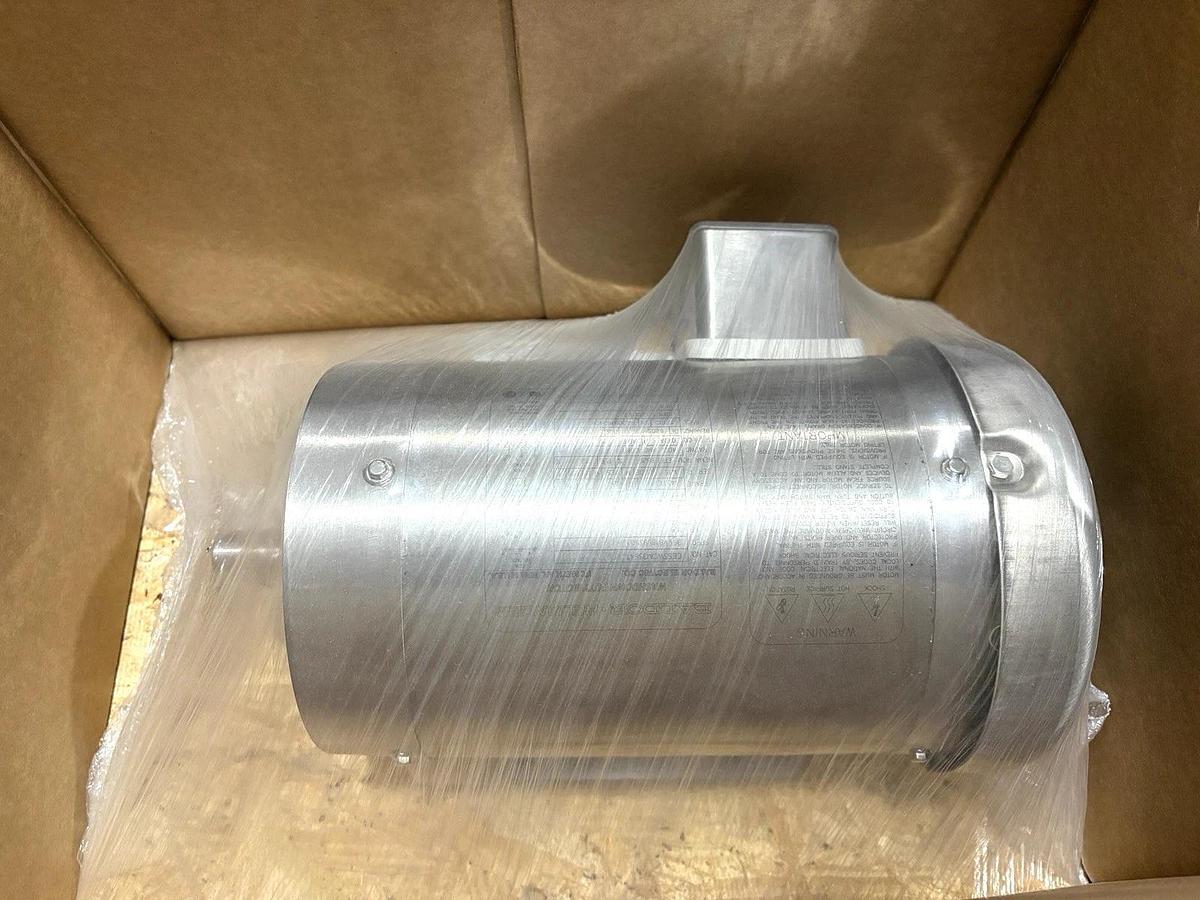 New Baldor CESSWDM3554T 1.5HP SS TEFC Motor 230/460V 1800RPM 145TC Frame