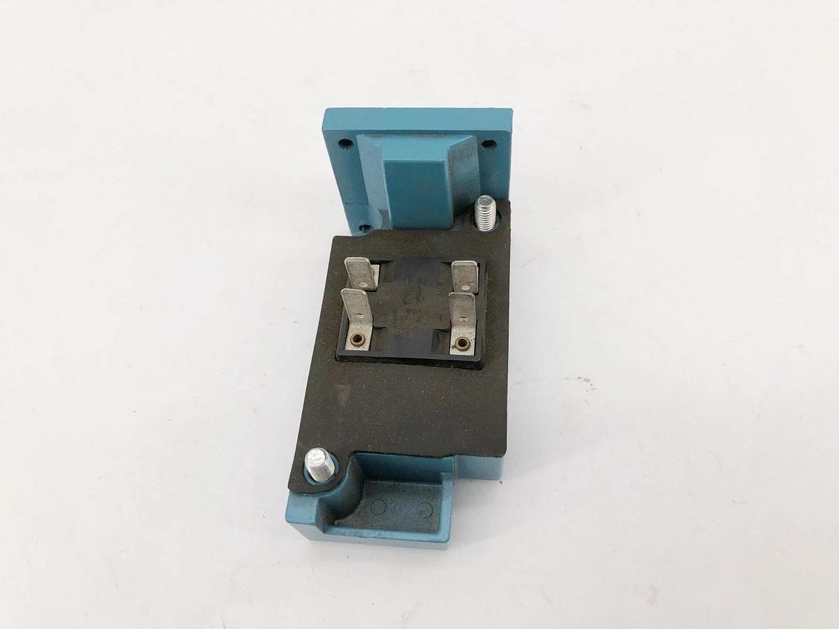 New Honeywell Microswitch LSZ21A Heavy Duty Limit Switch 10A 600VAC - No Box