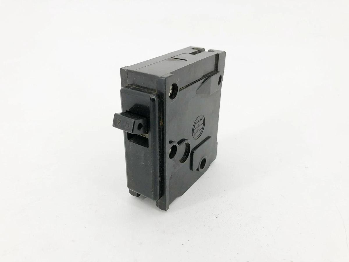 Used Lot of 3 ITE QP1-B020 Circuit Breakers 20A 120/240VAC 1 Pole
