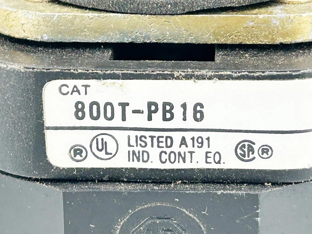 Used Allen Bradley 800T-PB16 Pushbutton 30.5M Momentary Contact Green
