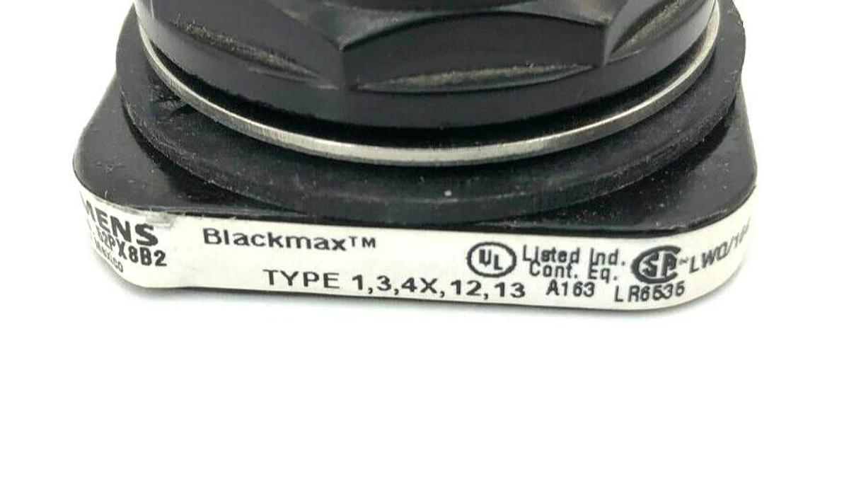 New Siemens 52PX8B2 Pushbutton Operator