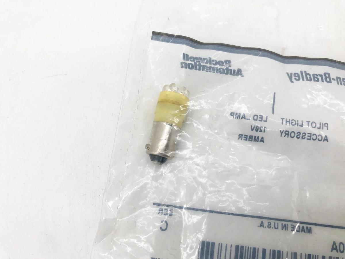 Lot of 2 New Allen-Bradley 800T-N320A Ser. C Amber Pilot Light Cluster Bulbs