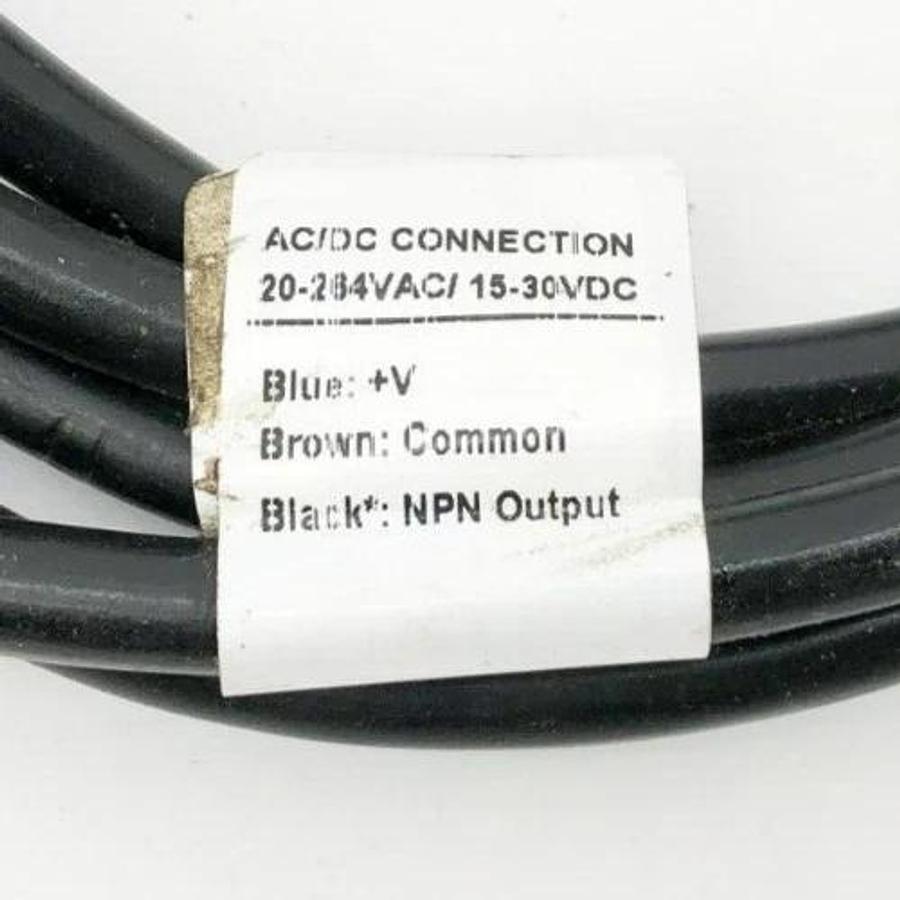 Used Eaton 13100A6513 Retro Reflective Sensor 24" Range 20-264 VAC 15-30VDC